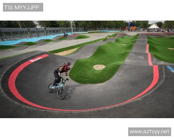 极限运动的魅力揭秘：西安极限运动队灵活性训练全景探访